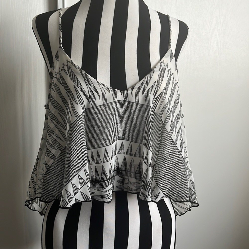 Crop top